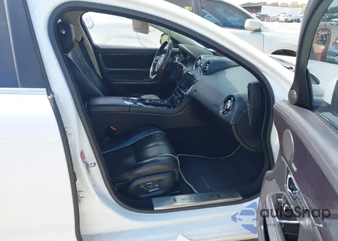 2015 Jaguar Xj Xjl Supercharged из США, поврежденный, VIN SAJWA2GT4FMV85364